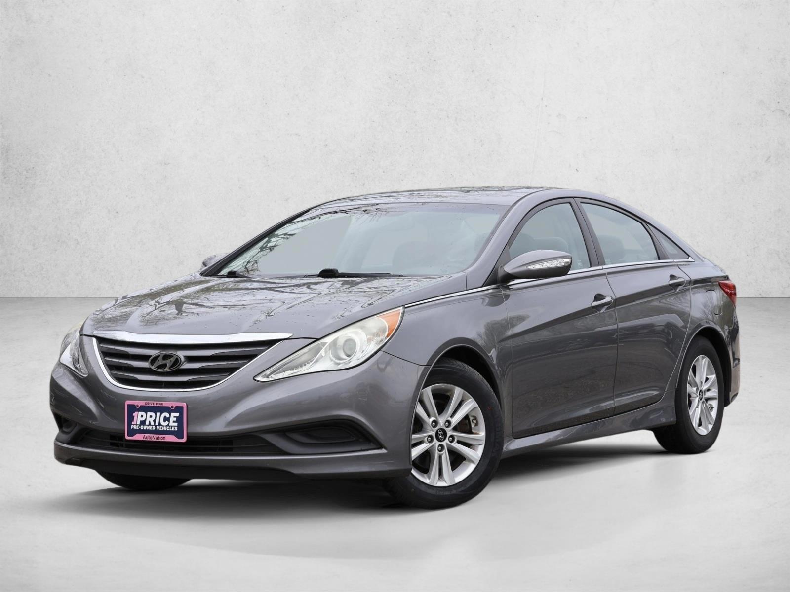 Thumbnail: 2014 Hyundai Sonata - 1