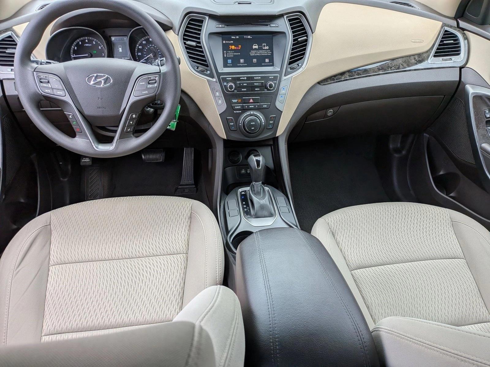 Thumbnail: 2017 Hyundai Santa Fe - 3