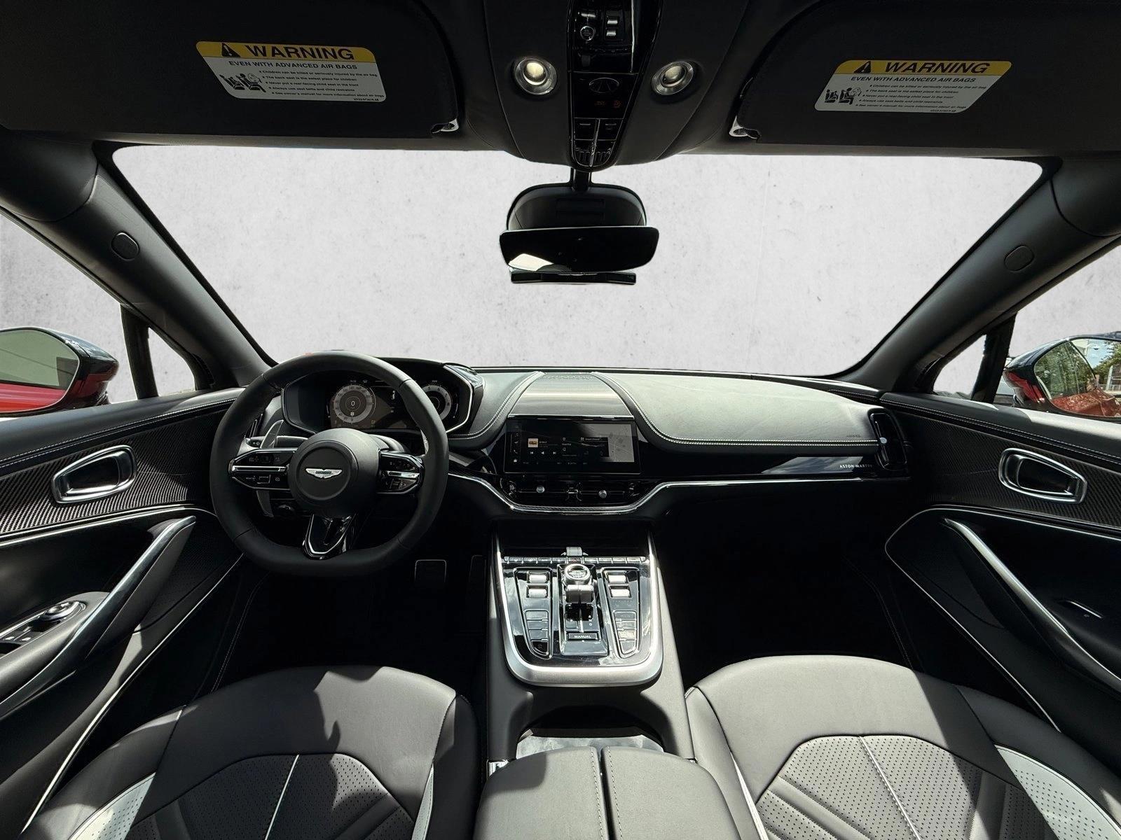 Thumbnail: 2026 Aston Martin DBX - 3