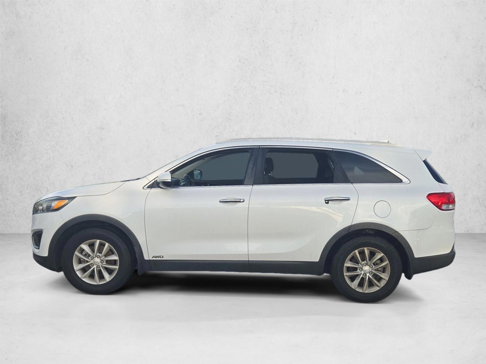 Thumbnail: 2017 Kia Sorento - 2