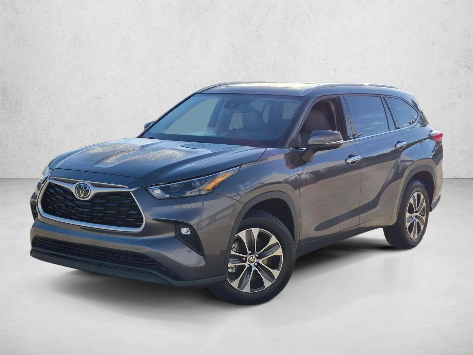 Thumbnail: 2022 Toyota Highlander - 1