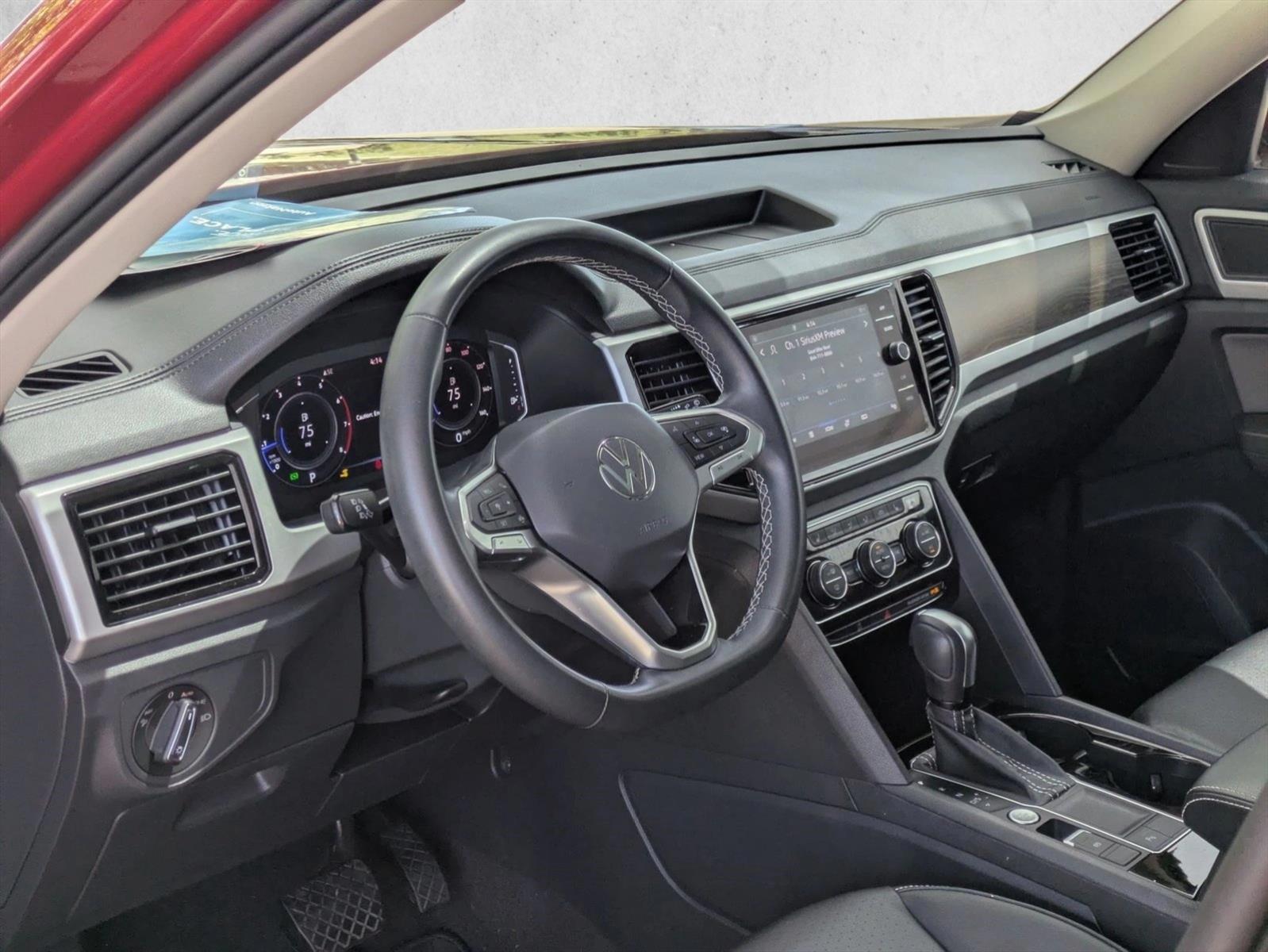 Thumbnail: 2022 Volkswagen Atlas - 3
