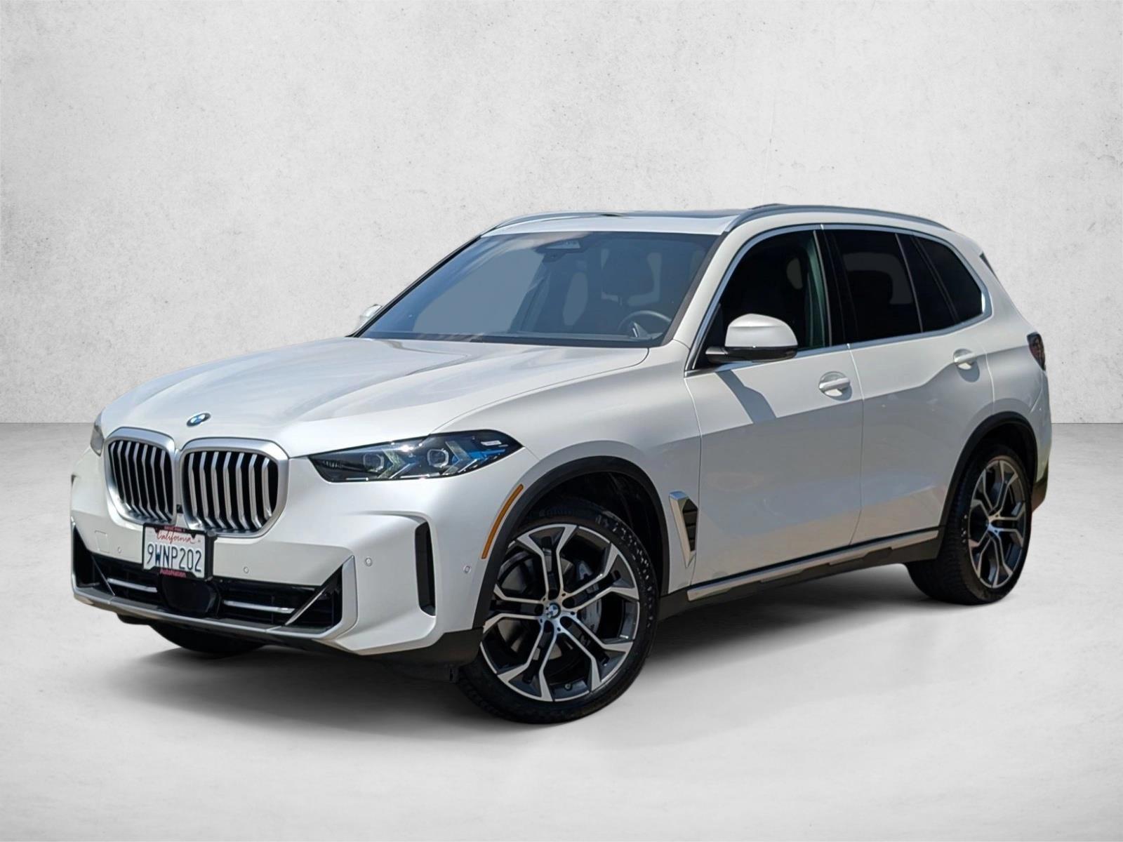 Thumbnail: 2026 BMW X5 - 1
