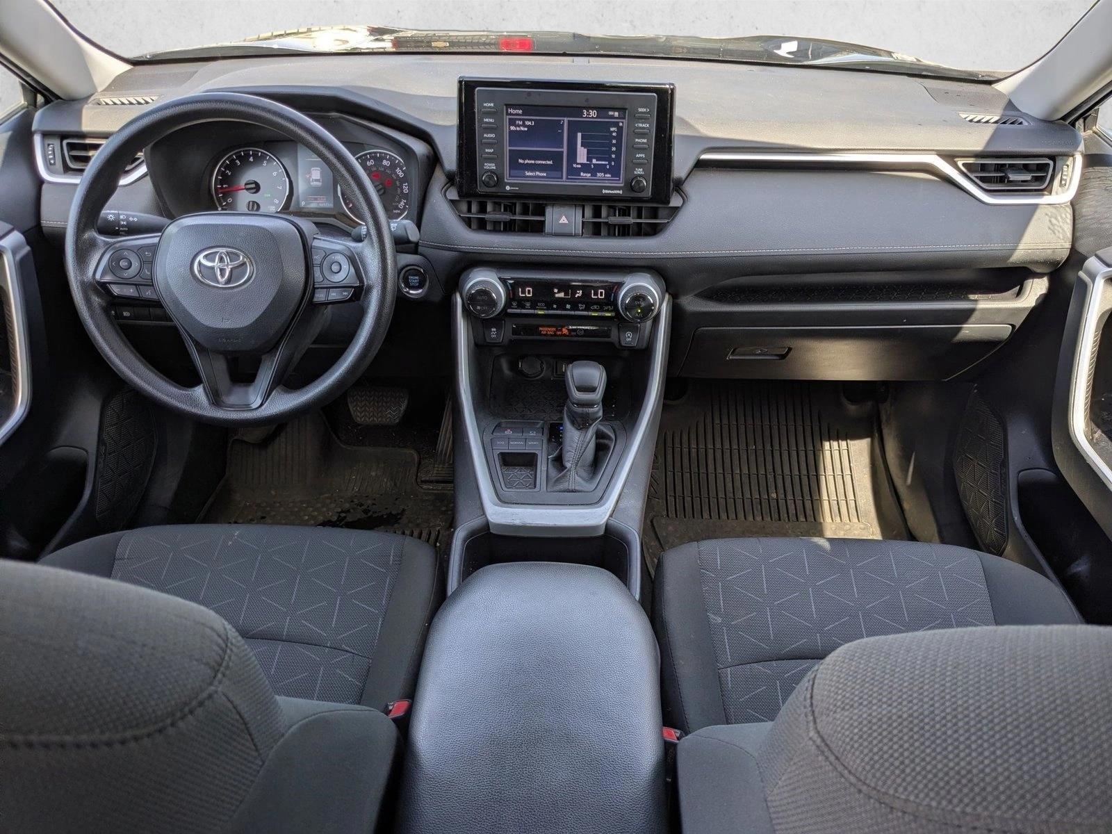 Thumbnail: 2022 Toyota RAV4 - 3