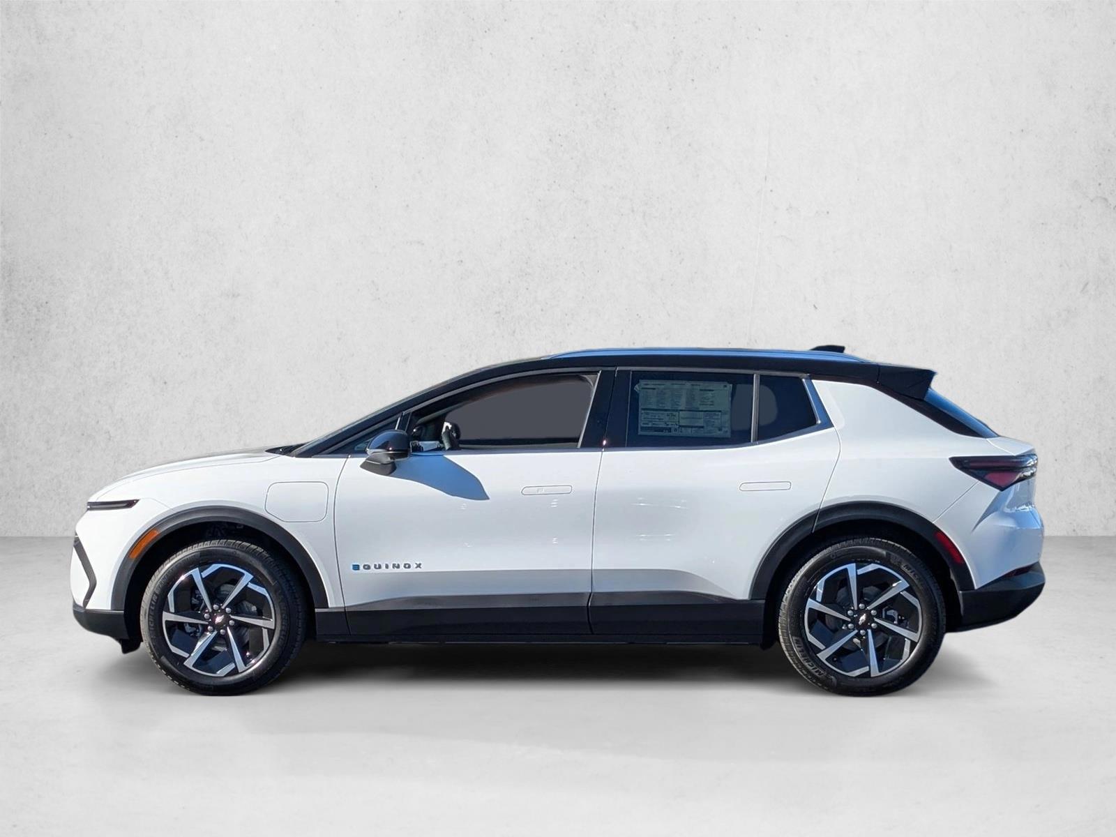 Thumbnail: 2026 Chevrolet Equinox - 2