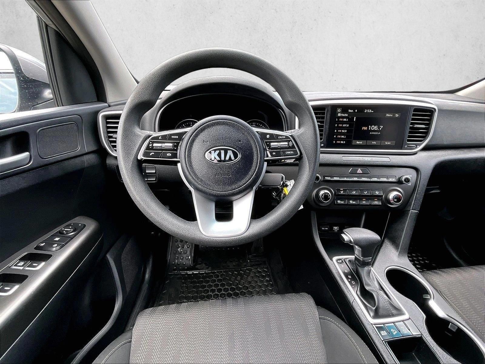 Thumbnail: 2022 Kia Sportage - 3