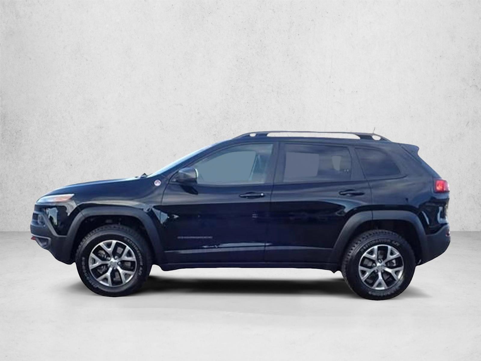 Thumbnail: 2017 Jeep Cherokee - 2