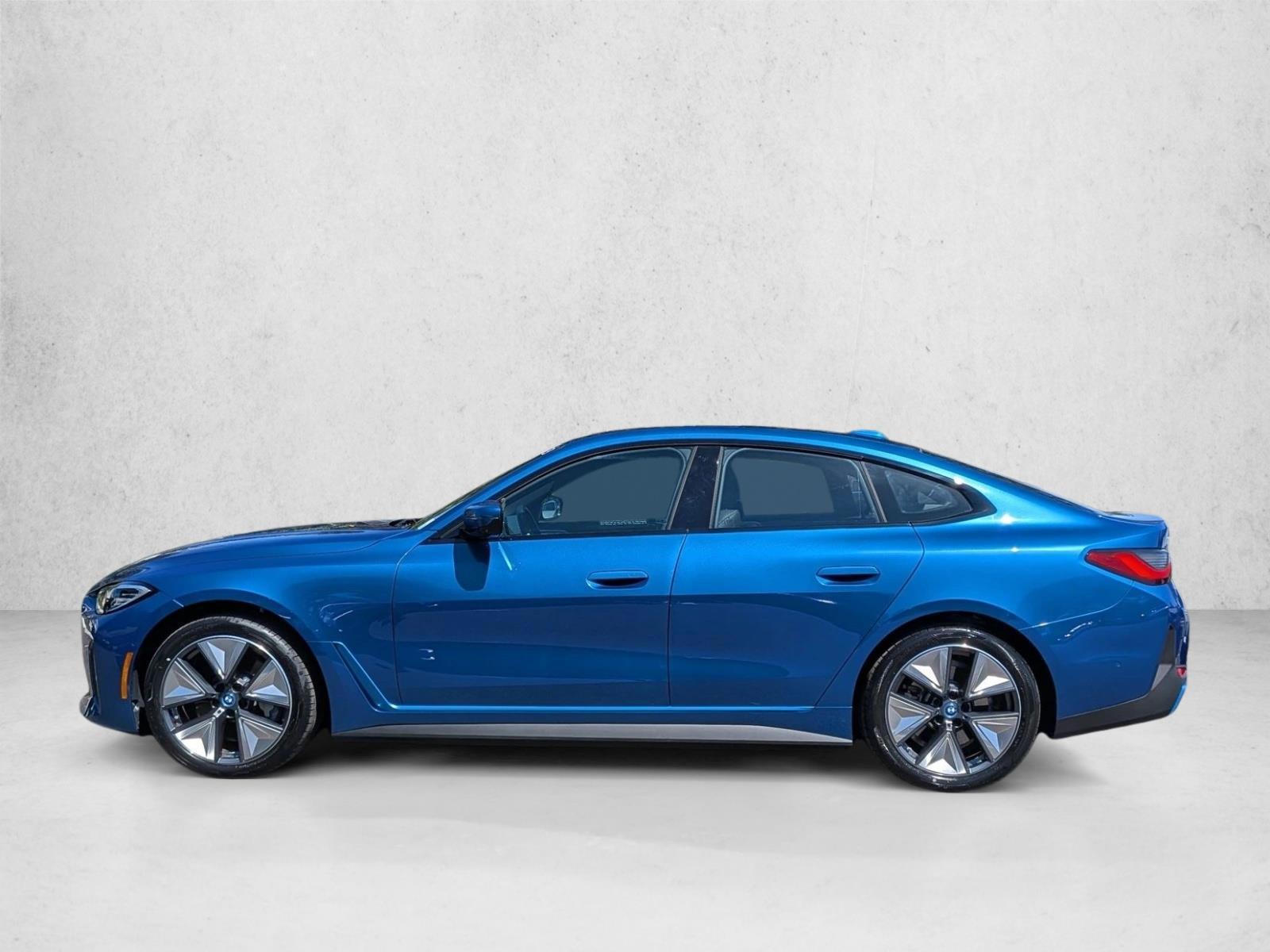 Thumbnail: 2023 BMW i4 - 2