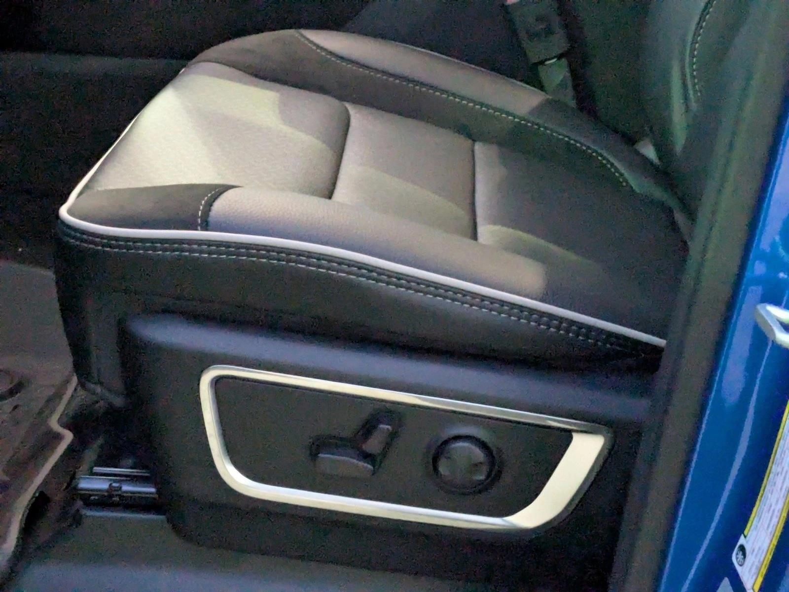 Thumbnail: 2026 RAM 1500 - 5