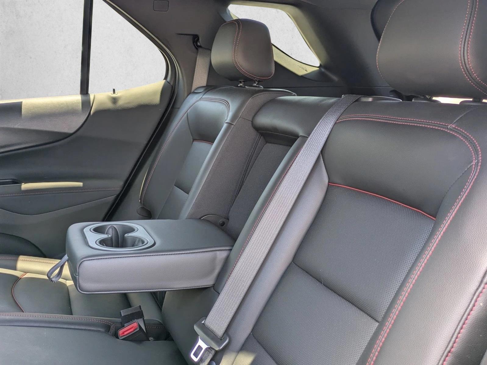 2022 Chevrolet Equinox RS - Photo 23