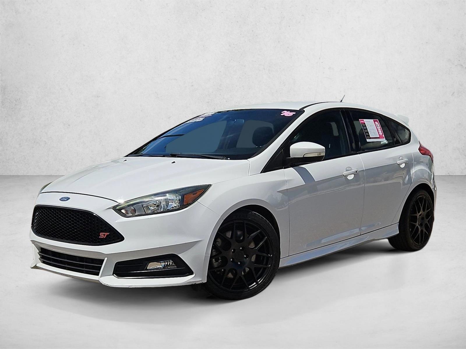 Thumbnail: 2016 Ford Focus - 1