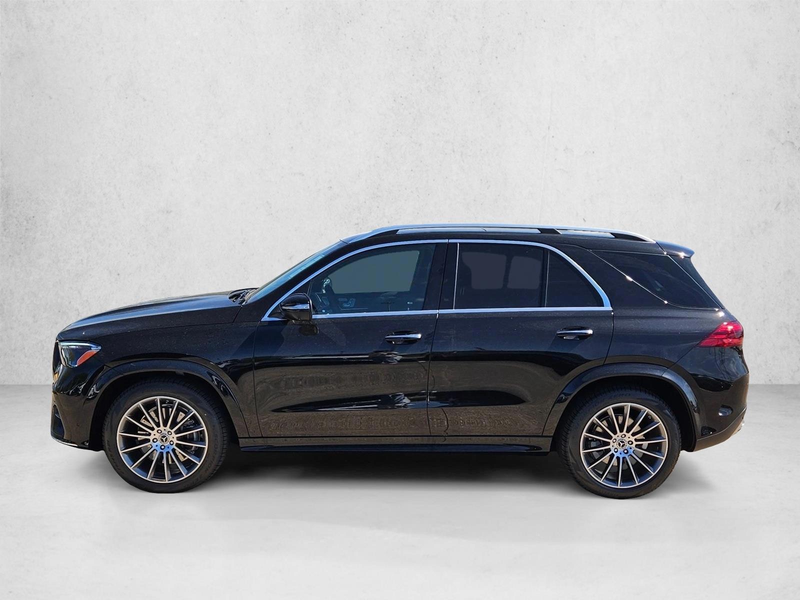 Thumbnail: 2026 Mercedes-Benz GLE - 2