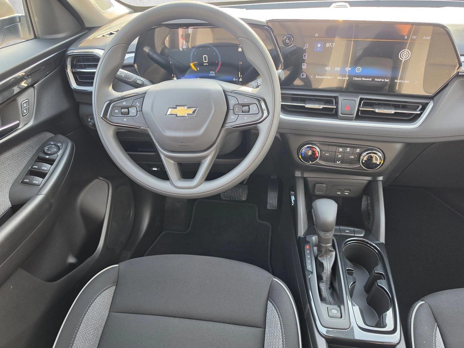 Thumbnail: 2026 Chevrolet TrailBlazer - 4