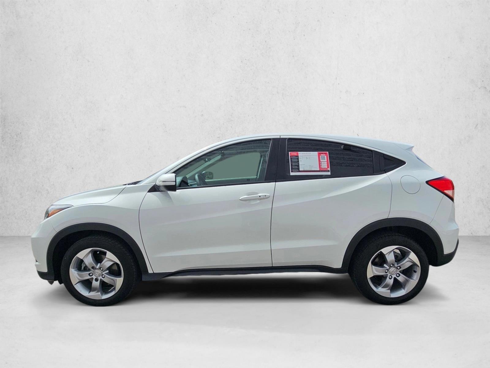 Thumbnail: 2017 Honda HR-V - 2