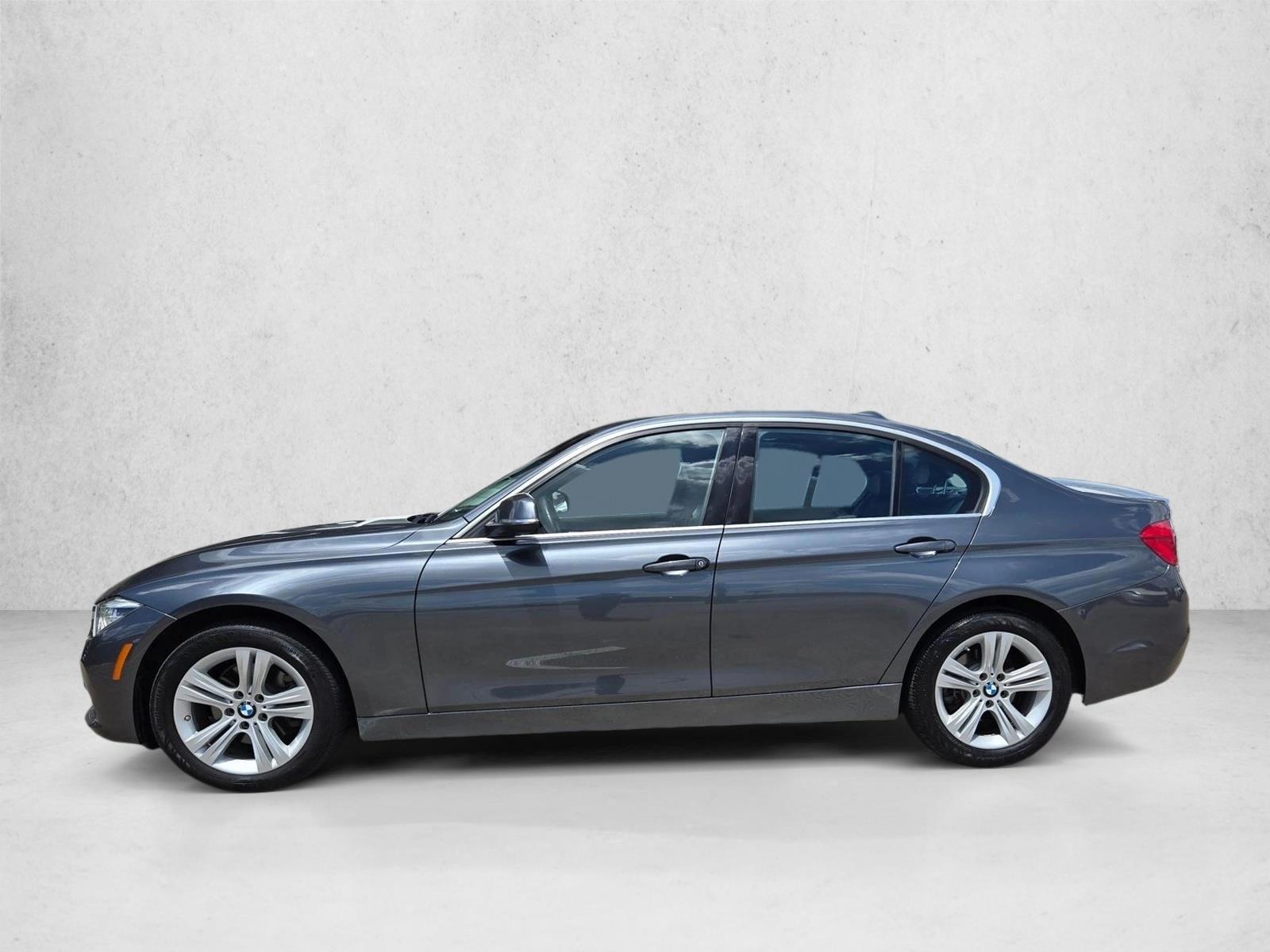 Thumbnail: 2018 BMW 3 Series - 2