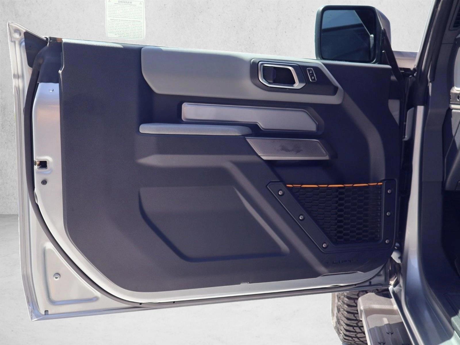 2023 Ford Bronco 2-Door Badlands - Photo 11