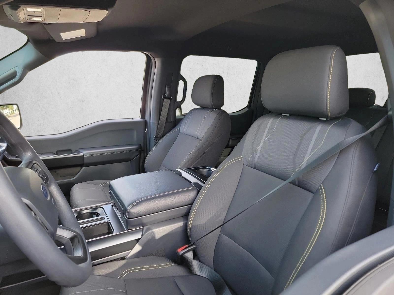 2025 Ford F-150 STX - Photo 13