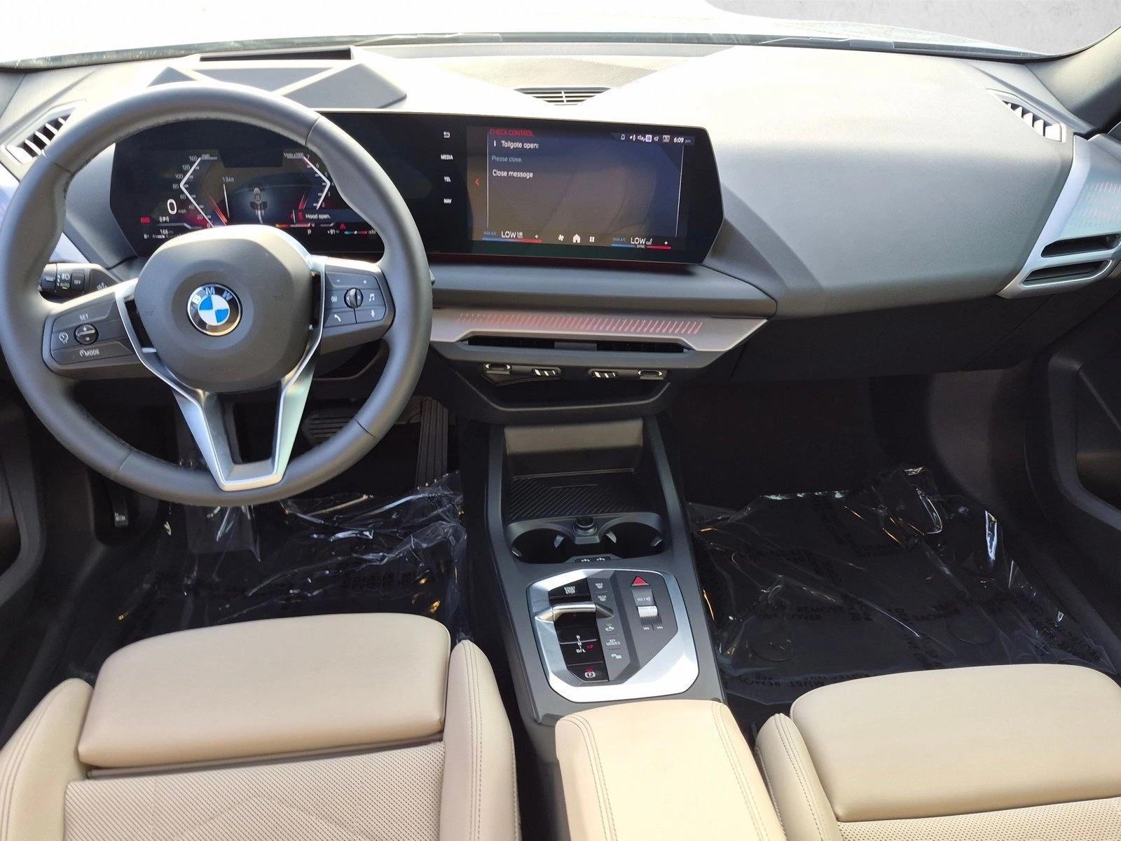 Thumbnail: 2025 BMW 2 Series - 4