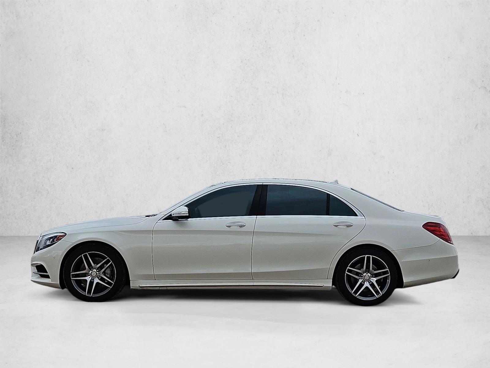 Thumbnail: 2015 Mercedes-Benz S-Class - 2