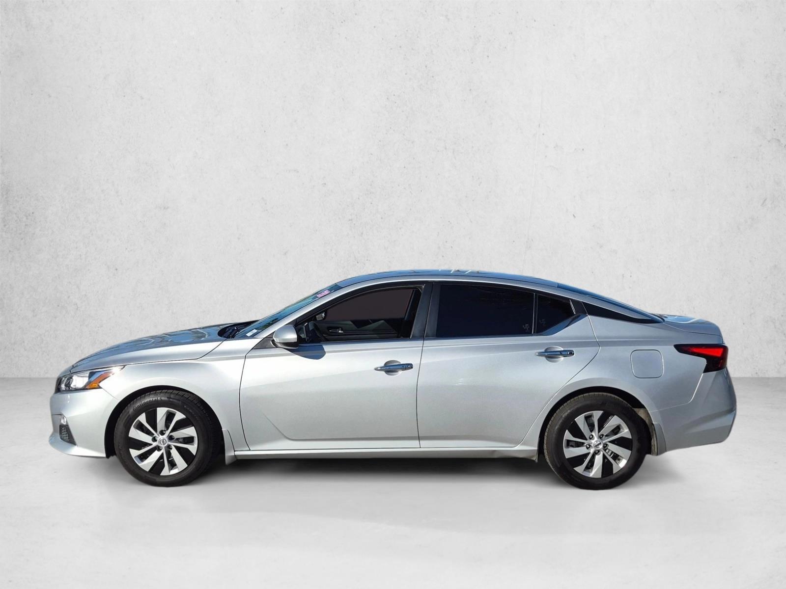 Thumbnail: 2020 Nissan Altima - 2