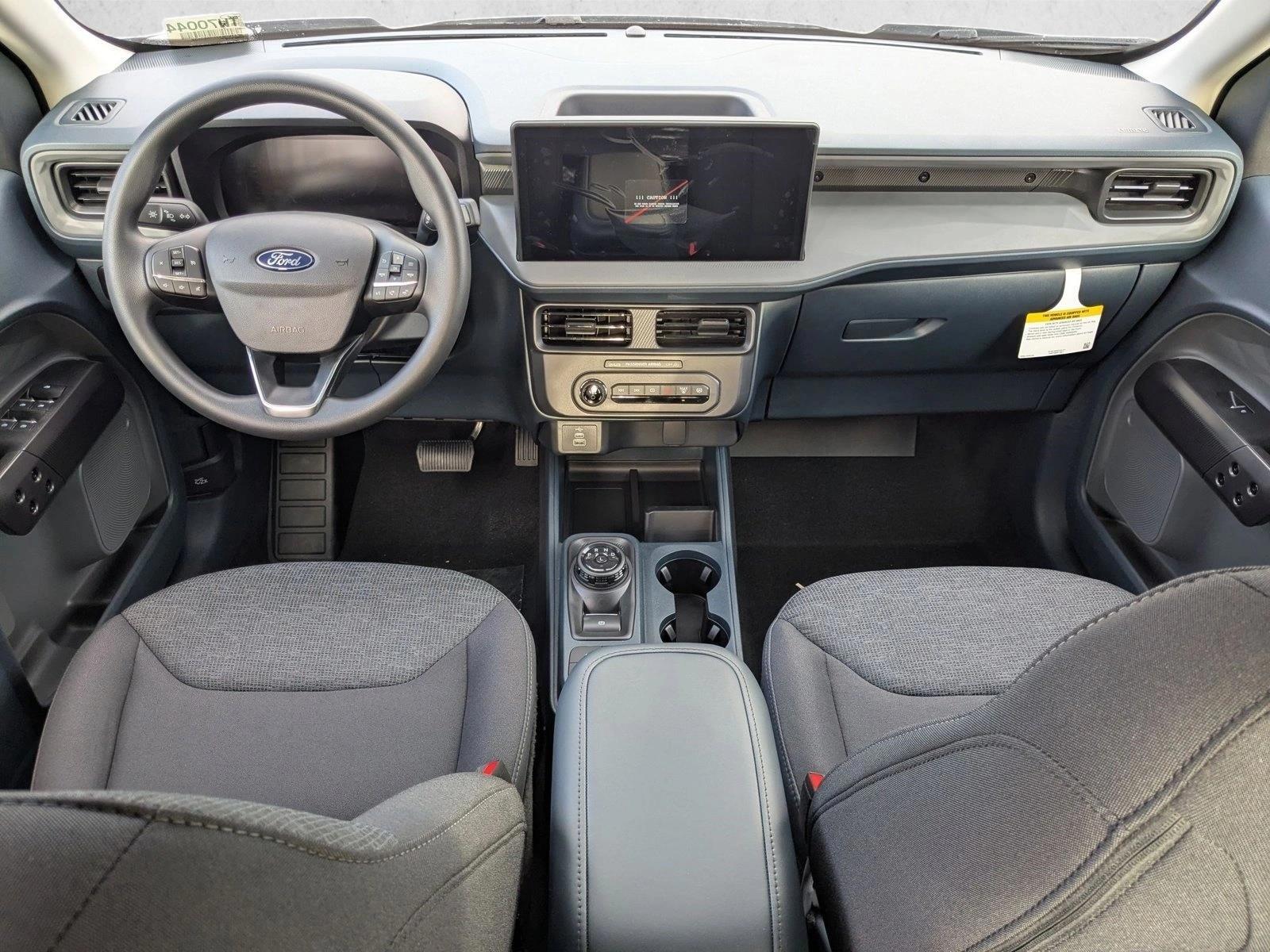 Thumbnail: 2025 Ford Maverick - 3