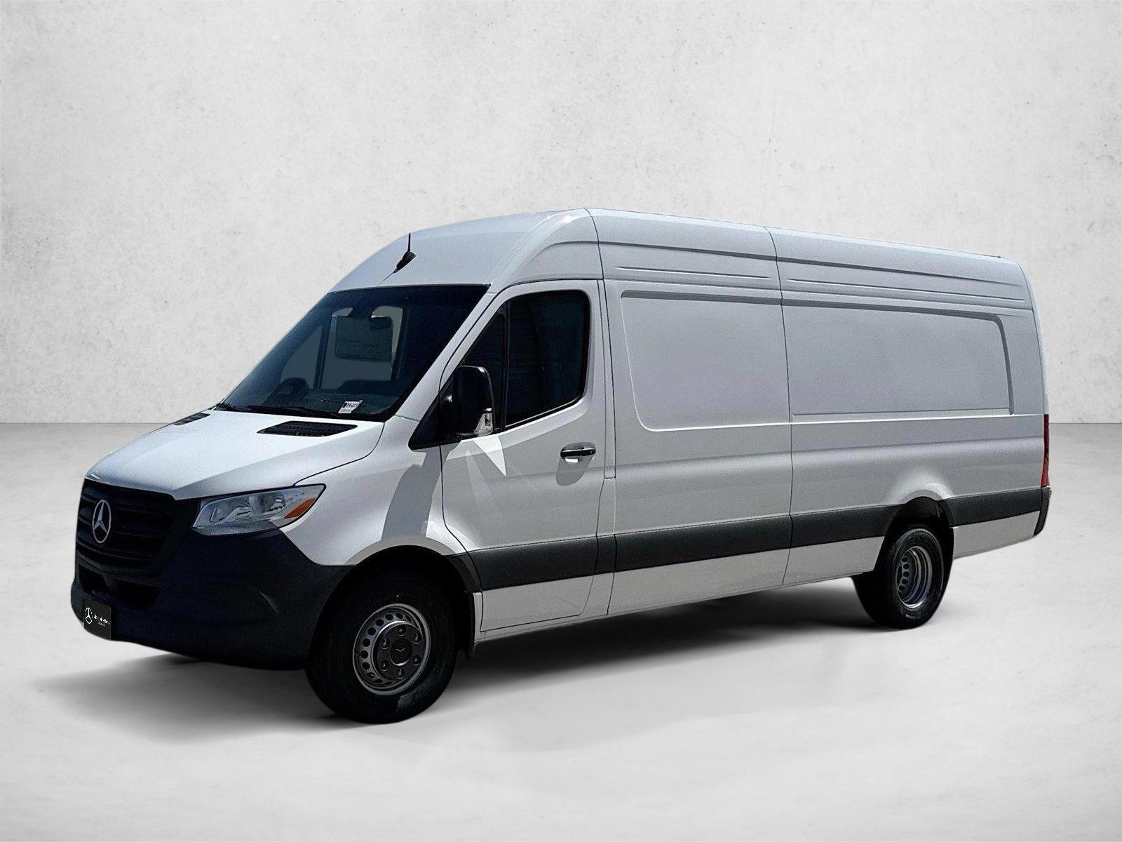 Thumbnail: 2026 Mercedes-Benz Sprinter - 1