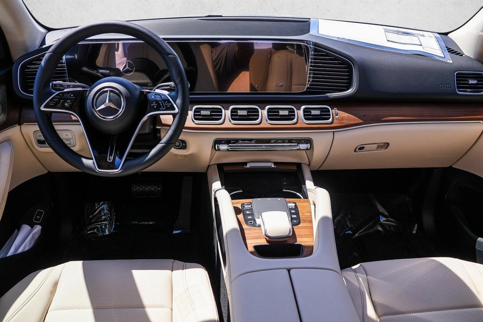 Thumbnail: 2026 Mercedes-Benz GLE - 2