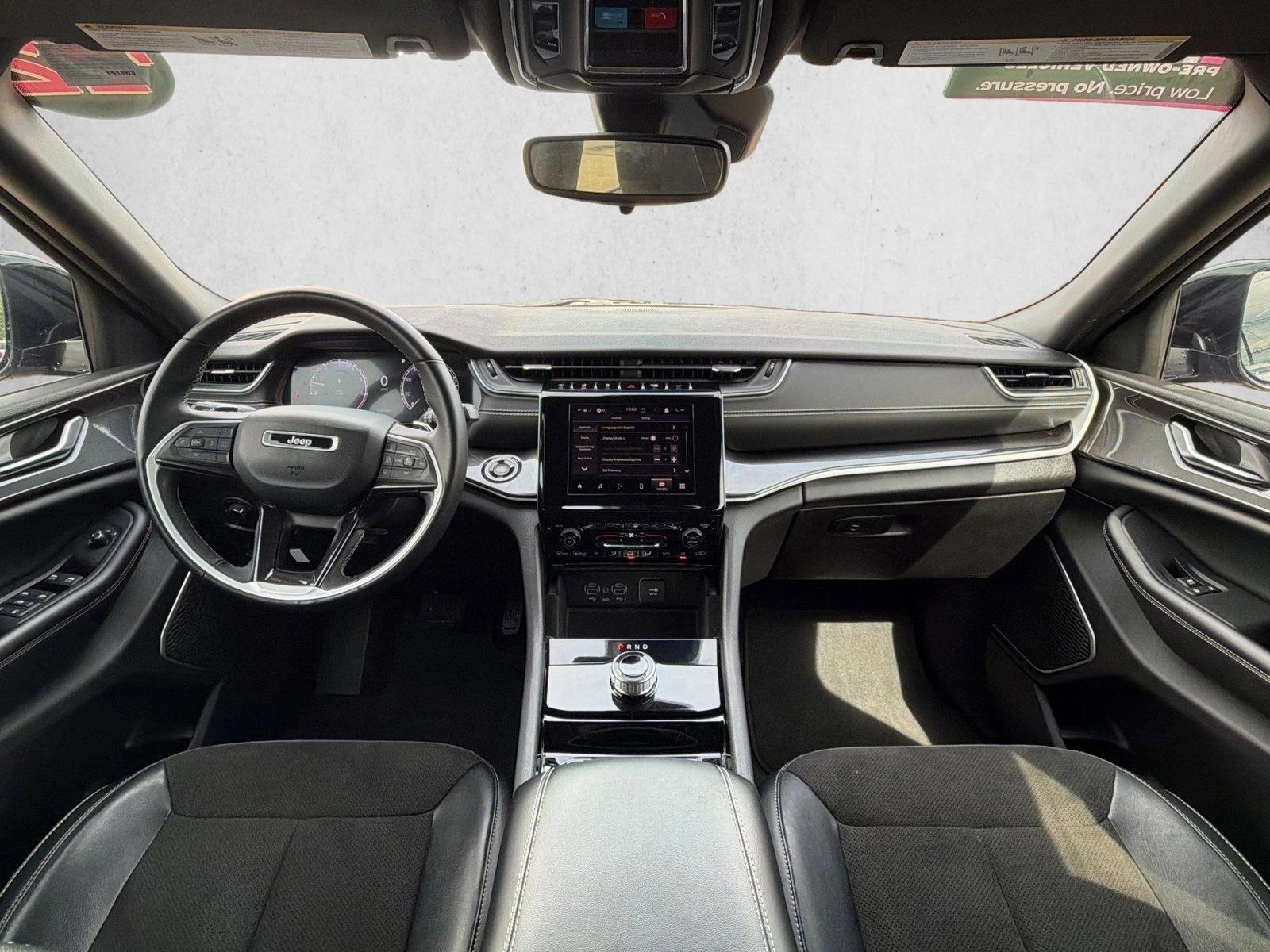 Thumbnail: 2022 Jeep Grand Cherokee - 3