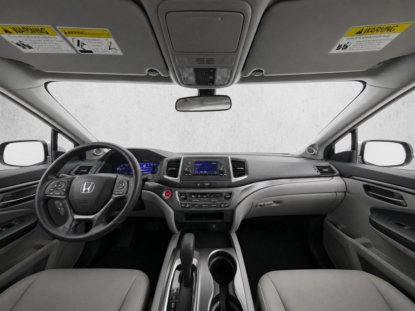 Thumbnail: 2019 Honda Pilot - 4