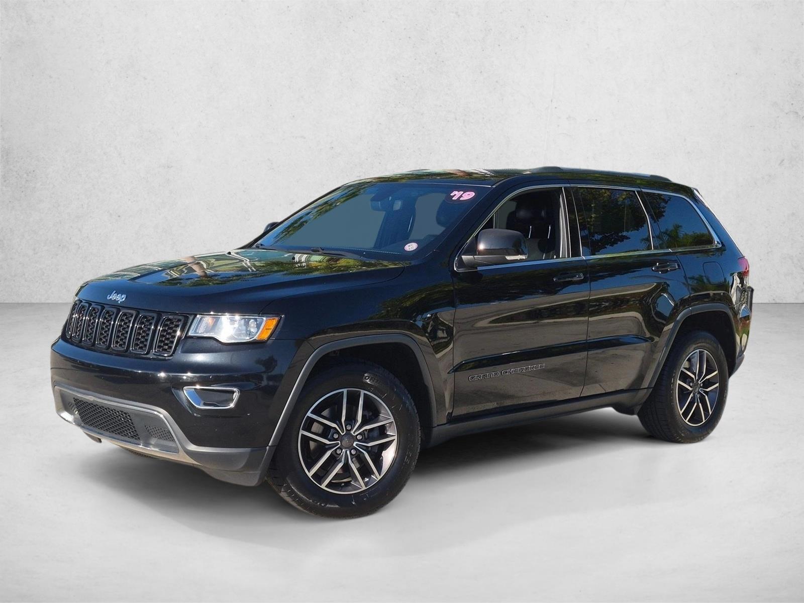 Thumbnail: 2019 Jeep Grand Cherokee - 1