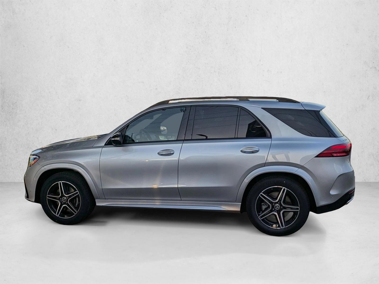 Thumbnail: 2026 Mercedes-Benz GLE - 2
