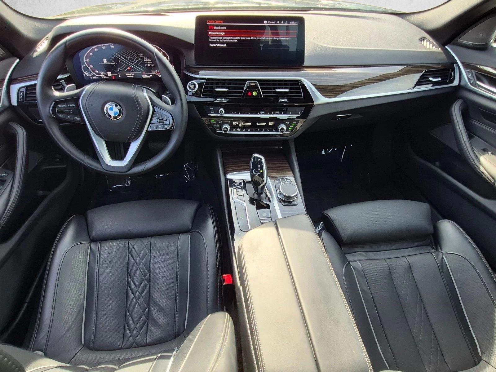 Thumbnail: 2023 BMW 5 Series - 4