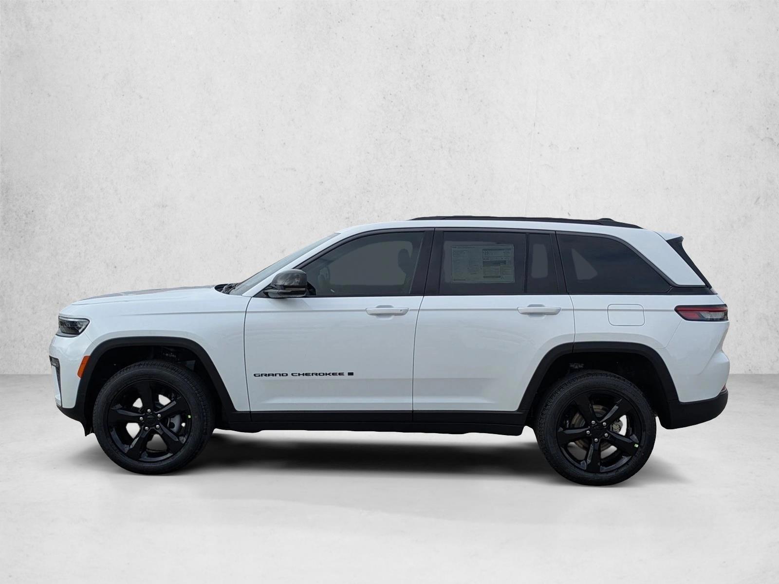 Thumbnail: 2026 Jeep Grand Cherokee - 2