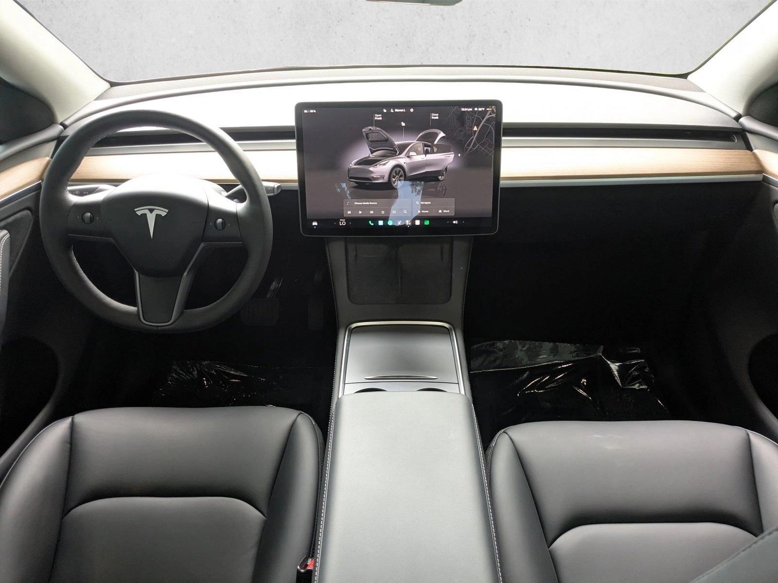 Thumbnail: 2025 Tesla Model Y - 3