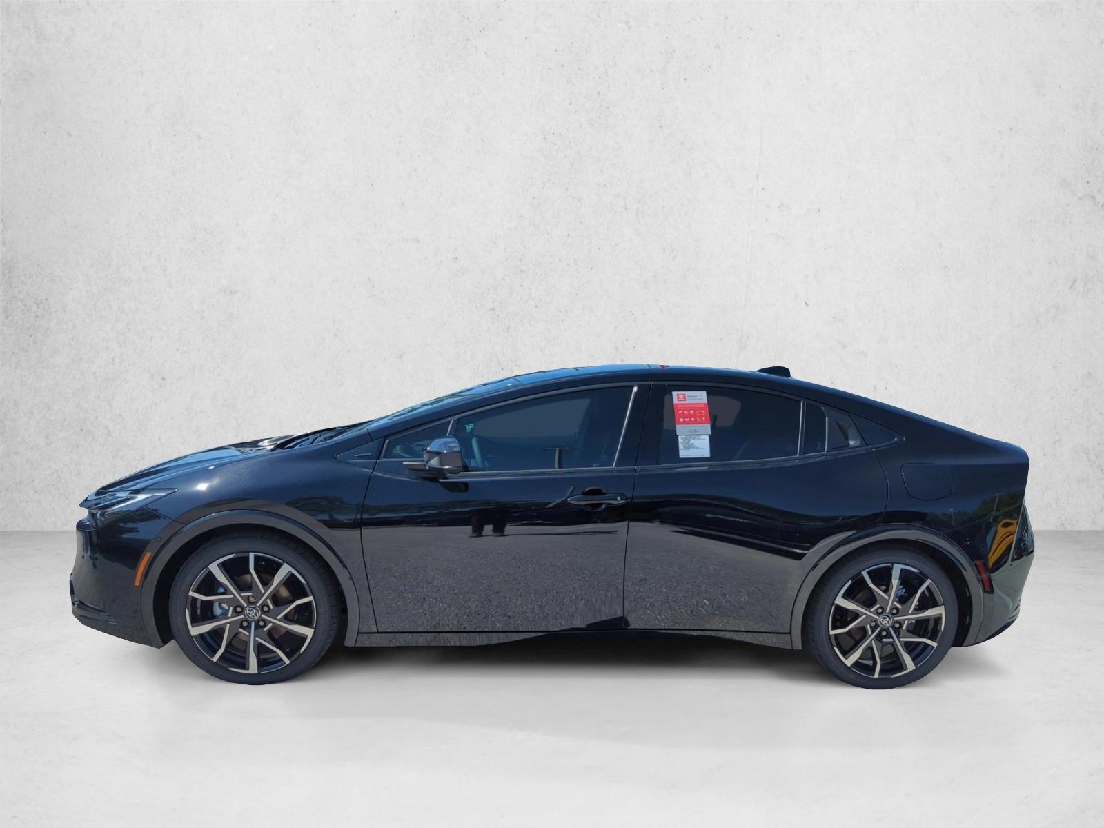 Thumbnail: 2025 Toyota Prius - 2