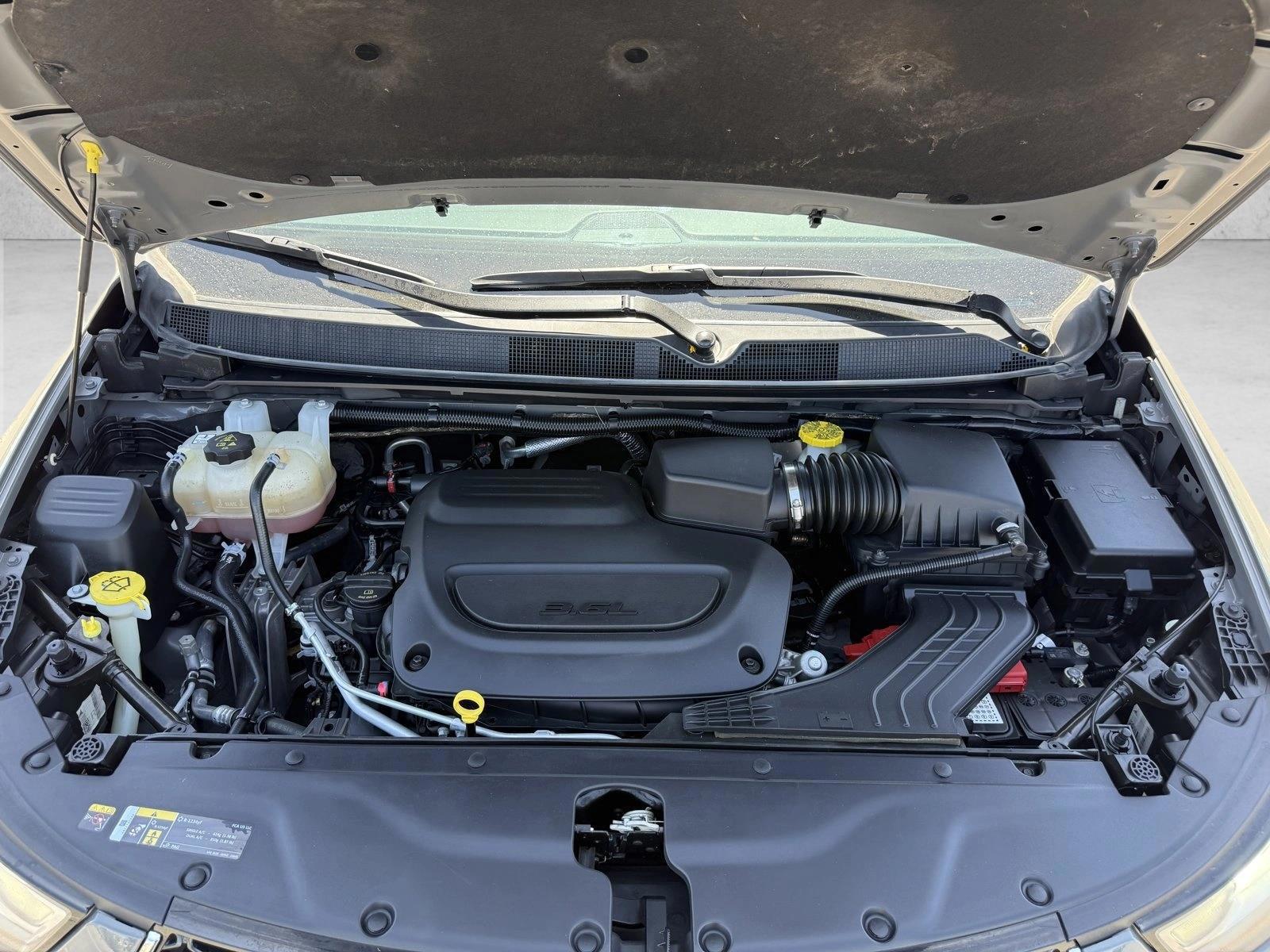 2022 Chrysler Pacifica Touring L - Photo 25