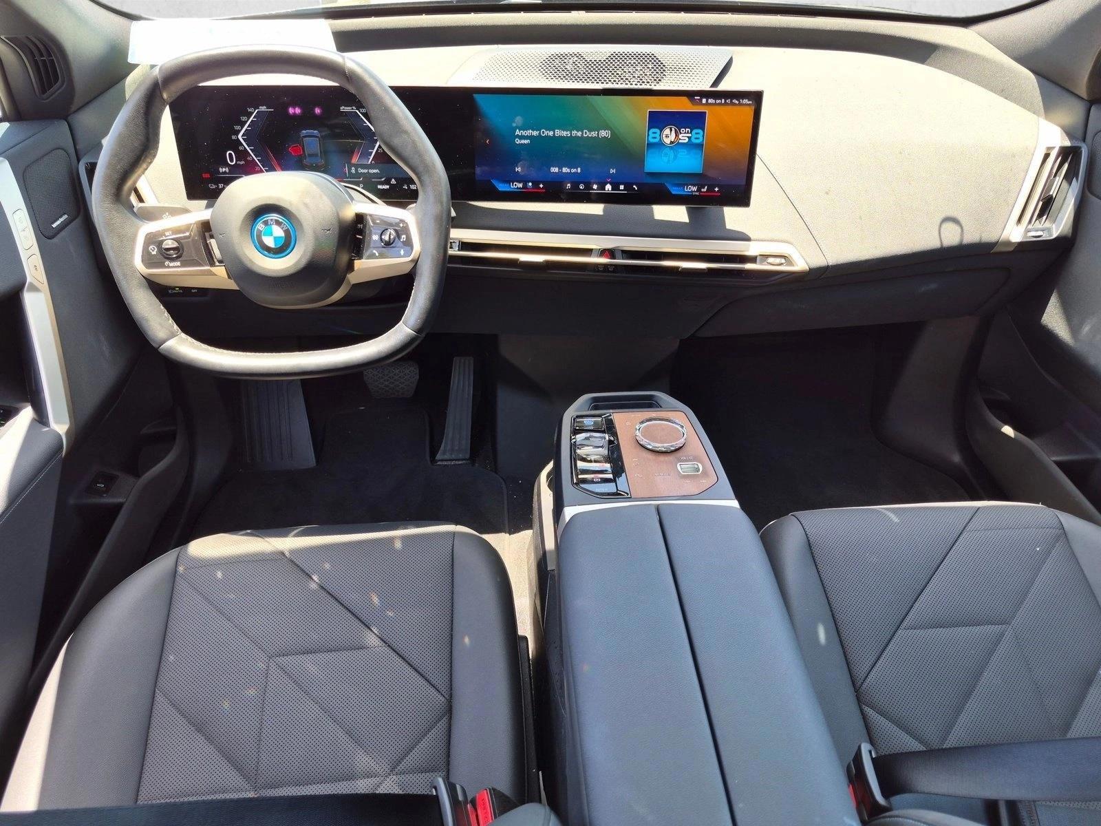Thumbnail: 2024 BMW iX - 2