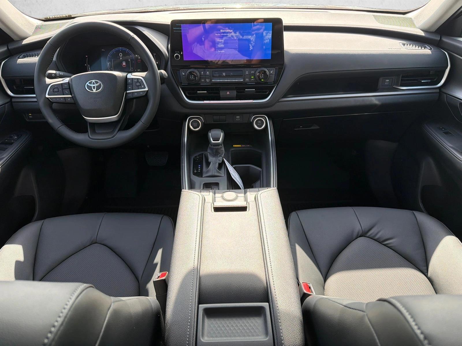 Thumbnail: 2026 Toyota Grand Highlander - 3