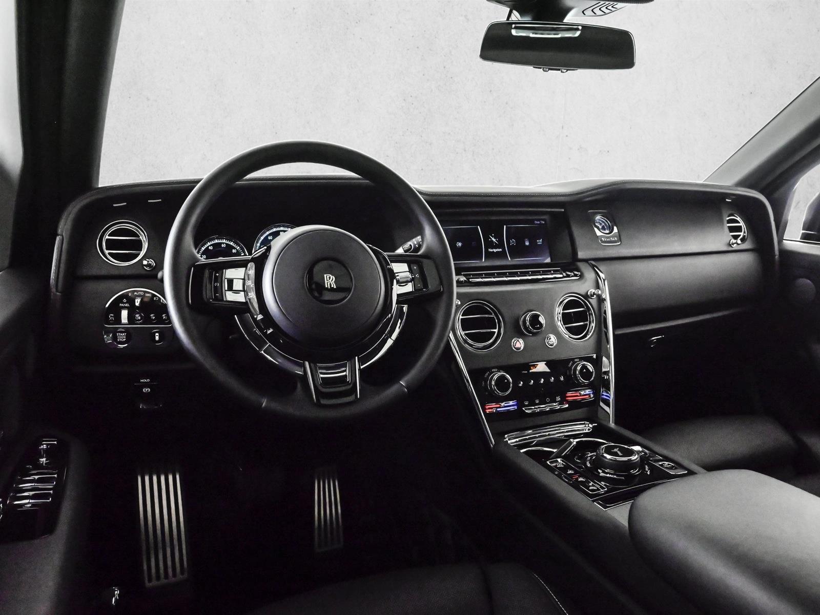 Thumbnail: 2020 Rolls-Royce Cullinan - 3