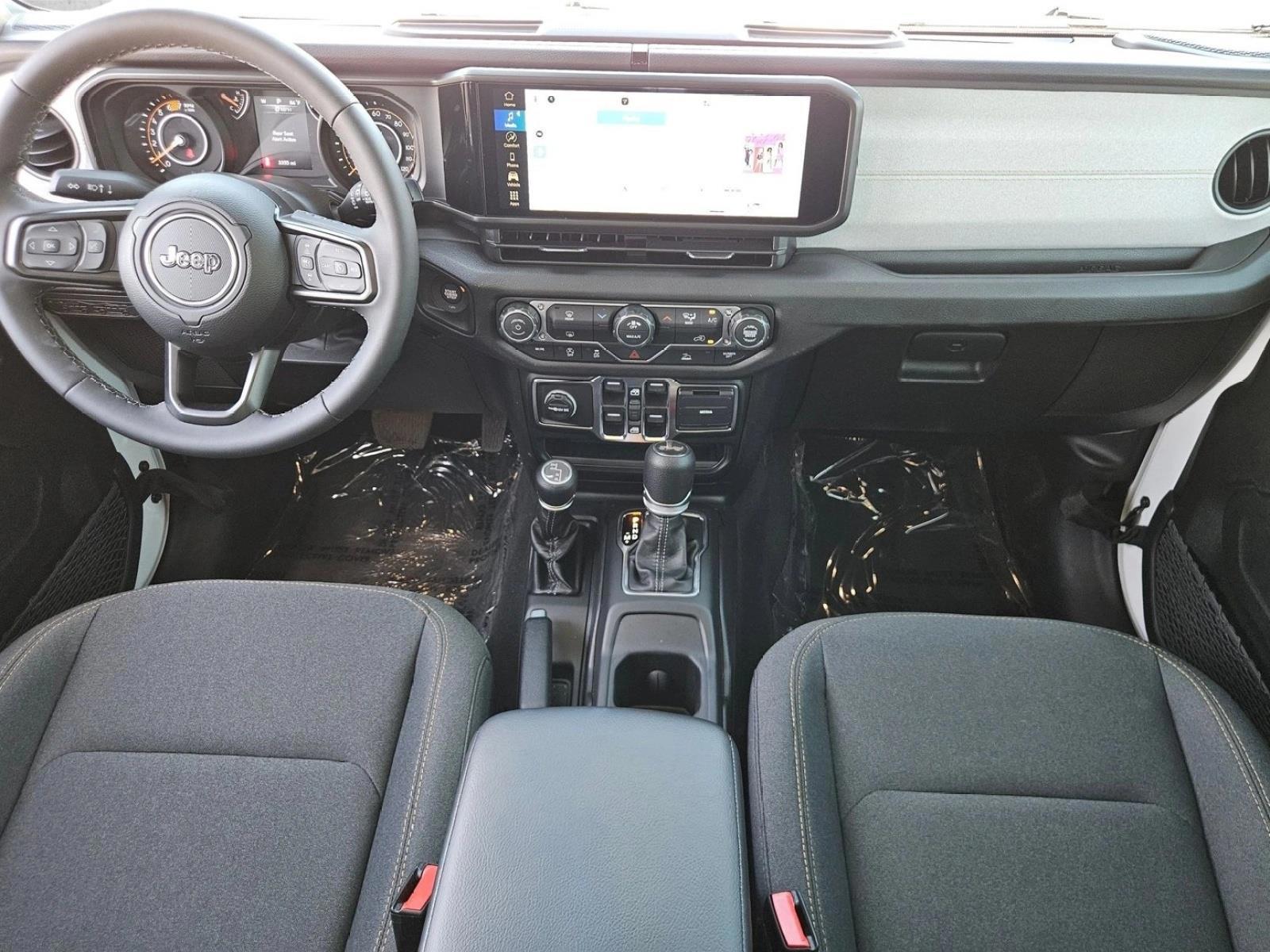 Thumbnail: 2026 Jeep Wrangler - 3