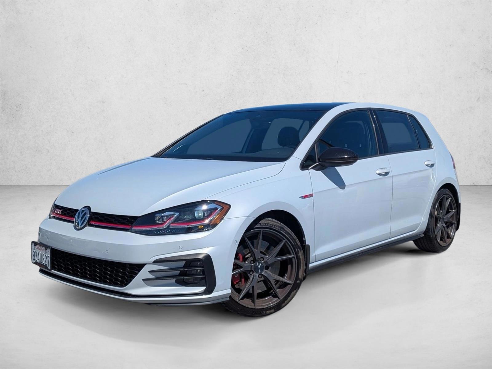 Thumbnail: 2019 Volkswagen Golf - 1
