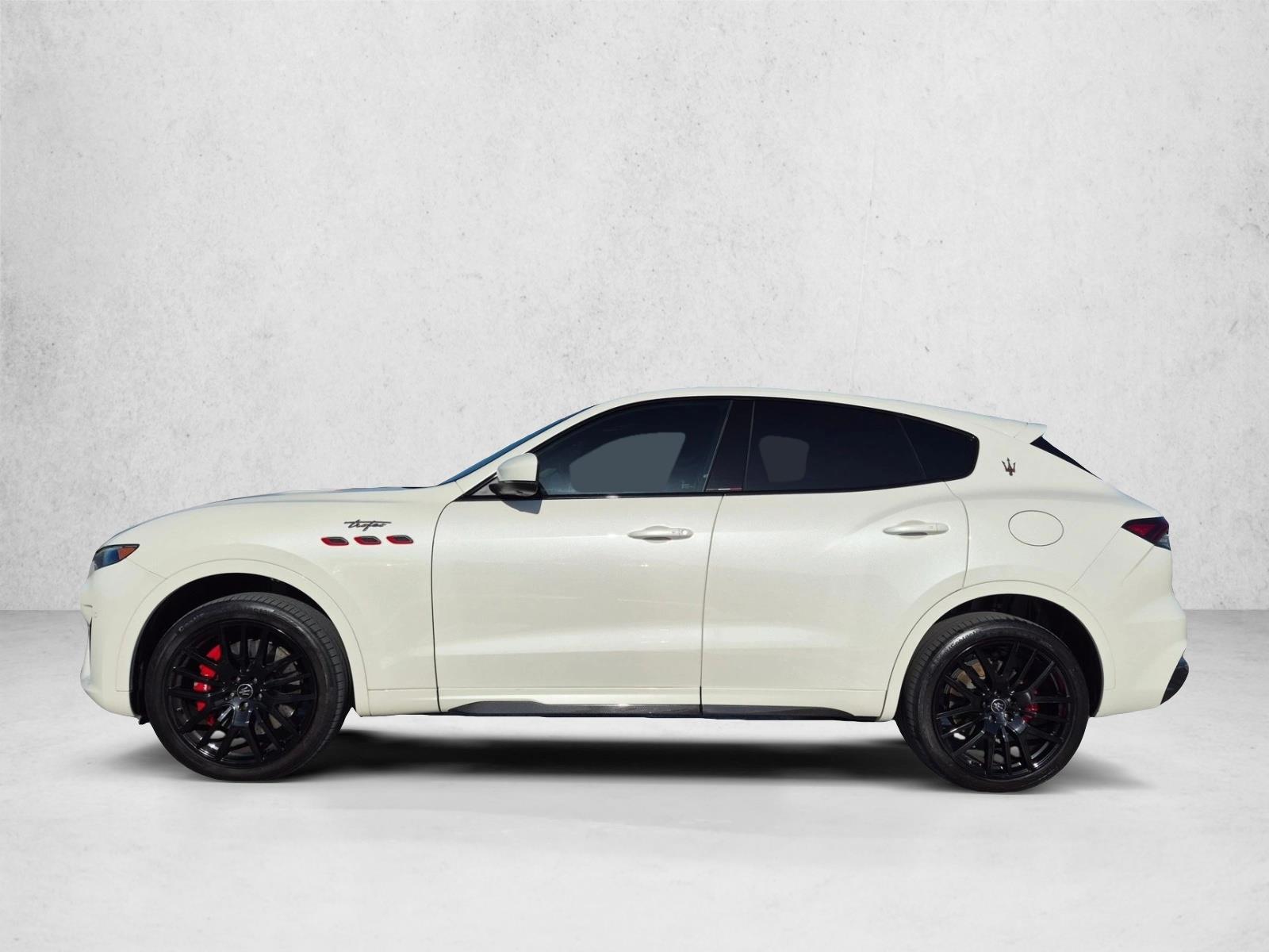 Thumbnail: 2022 Maserati Levante - 2