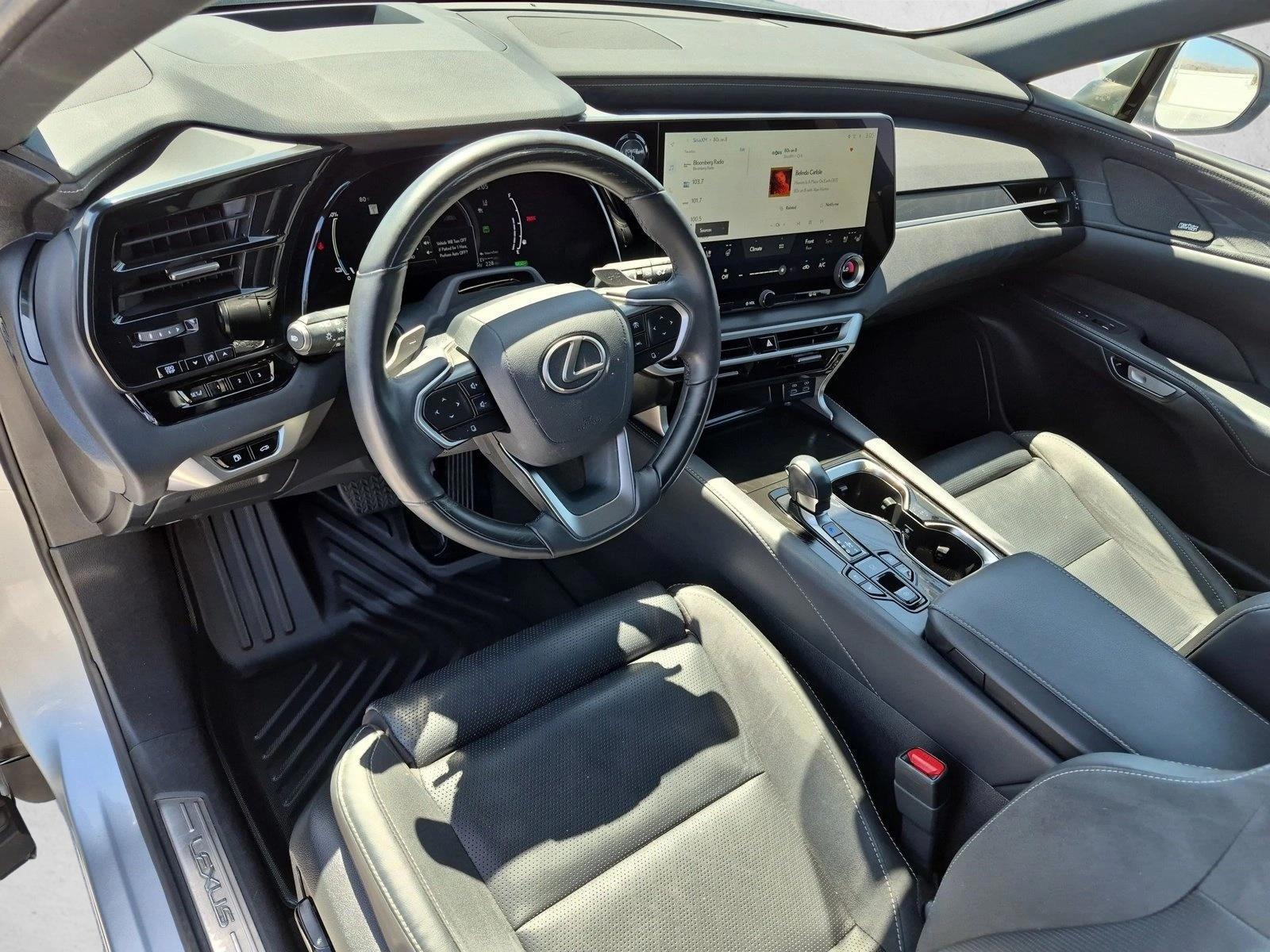 Thumbnail: 2024 Lexus RX - 3