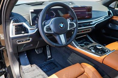 2027 BMW X7