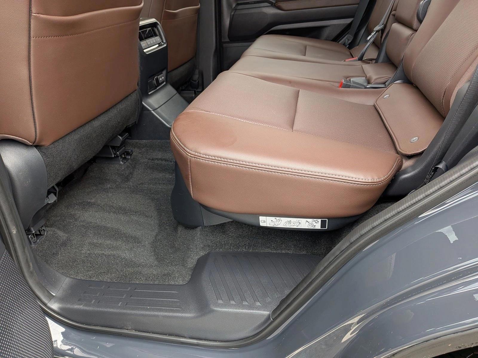Thumbnail: 2026 Toyota Land Cruiser - 6