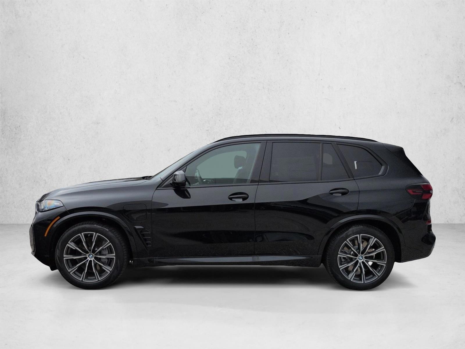 Thumbnail: 2026 BMW X5 - 2