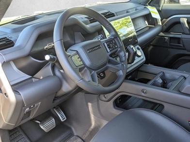 2026 Land Rover Defender