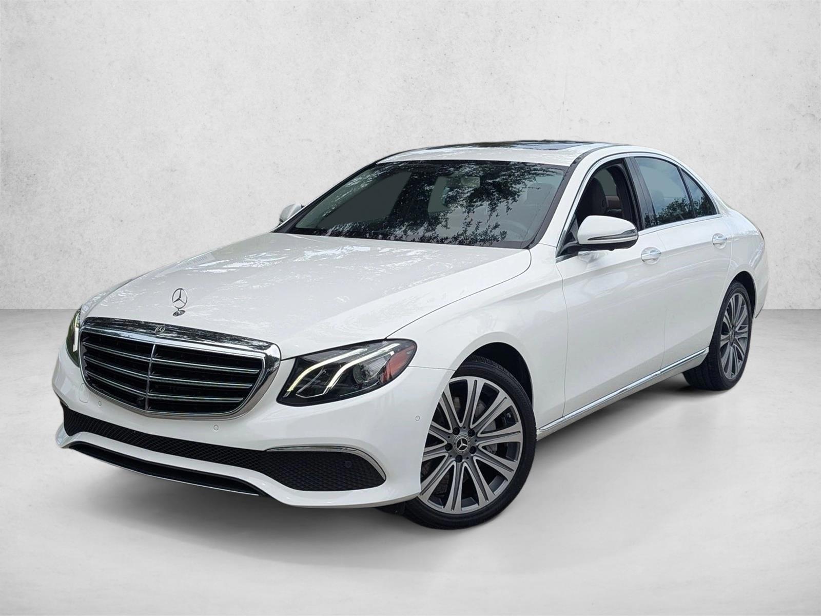 Thumbnail: 2020 Mercedes-Benz E-Class - 1