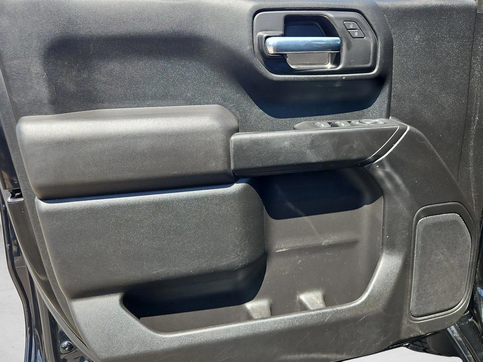 2021 Chevrolet Silverado 1500 Custom - Photo 12