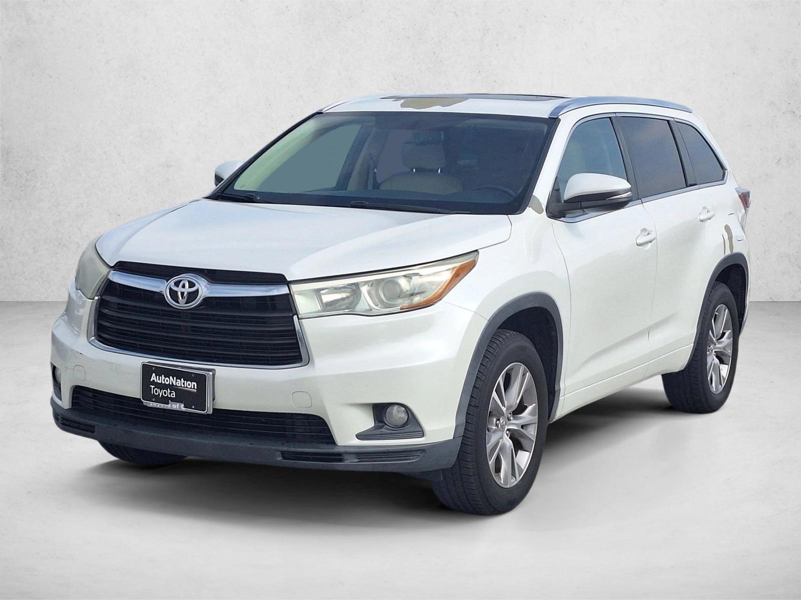 Thumbnail: 2015 Toyota Highlander - 1